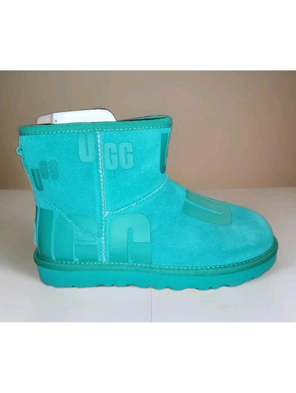 UGG Classic Mini Scatter Graphic boots Emerald green Size 6